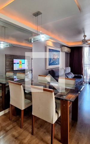 Apartamento à venda com 80m², 3 quartos e 1 vaga Apartamento à venda com 80m², 3 quartos e 1 vagaSala