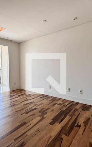 Apartamento à venda com 70m², 3 quartos e 2 vagas Apartamento à venda com 70m², 3 quartos e 2 vagasSala
