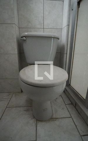 Apartamento à venda com 50m², 1 quarto e 1 vaga Apartamento à venda com 50m², 1 quarto e 1 vagaBanheiro de serviço