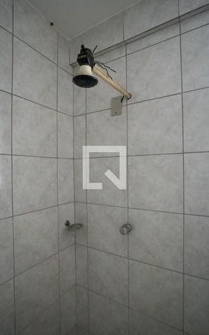 Apartamento à venda com 50m², 1 quarto e 1 vaga Apartamento à venda com 50m², 1 quarto e 1 vagaBanheiro de serviço