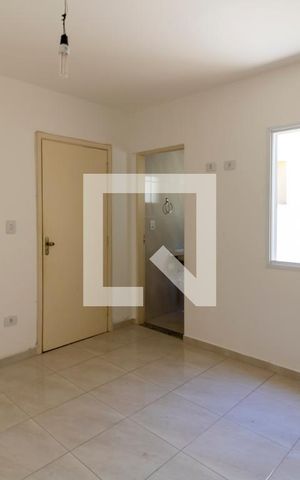 Casa de condomínio para alugar com 45m², 2 quartos e 2 vagas Casa de condomínio para alugar com 45m², 2 quartos e 2 vagasSuíte 1