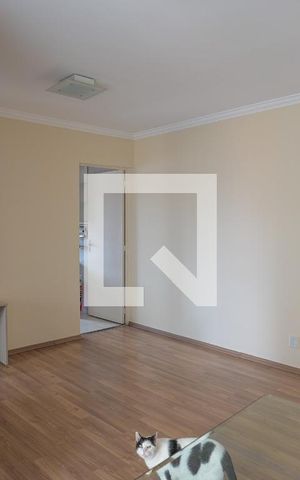 Apartamento à venda com 64m², 3 quartos e 1 vaga Apartamento à venda com 64m², 3 quartos e 1 vagaSala
