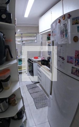 Apartamento para alugar com 82m², 2 quartos e 1 vagaCozinha