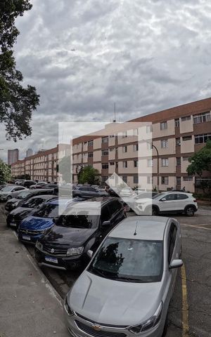 Apartamento para alugar com 82m², 2 quartos e 1 vagaÁrea comum