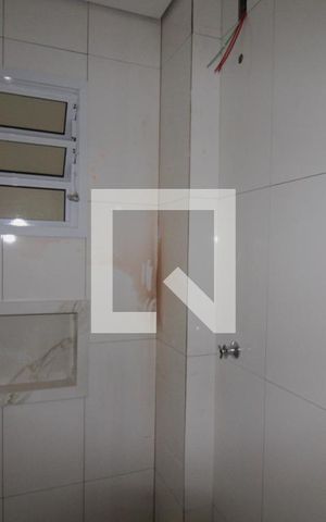Apartamento à venda com 40m², 2 quartos e sem vagaBanheiro
