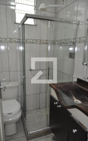 Apartamento à venda com 70m², 2 quartos e sem vagaBanheiro