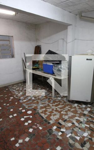 Casa para alugar com 153m², 2 quartos e sem vagaÁrea comum