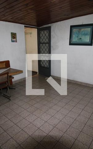 Casa para alugar com 153m², 2 quartos e sem vagaÁrea de Serviço