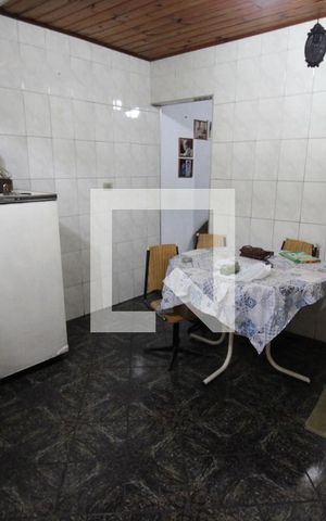 Casa para alugar com 153m², 2 quartos e sem vagaCozinha