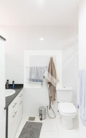 Apartamento à venda com 217m², 3 quartos e 1 vagaBanheiro 