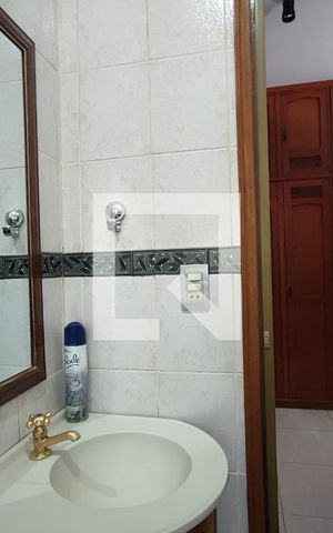 Casa para alugar com 299m², 4 quartos e 6 vagasBanheiro Suíte 3