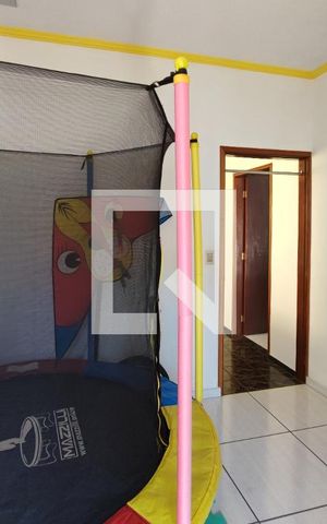 Casa para alugar com 299m², 4 quartos e 6 vagasQuarto Suíte 2