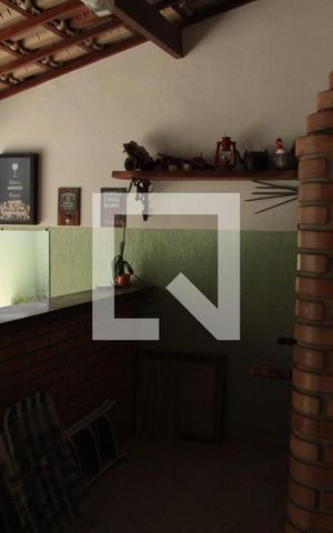 Casa para alugar com 120m², 2 quartos e 2 vagasarea externa