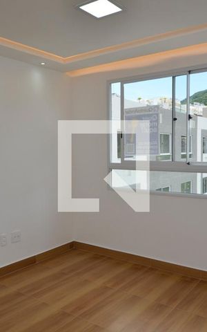 Apartamento à venda com 43m², 2 quartos e 1 vaga Apartamento à venda com 43m², 2 quartos e 1 vagaSala