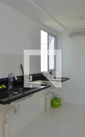 Apartamento à venda com 43m², 2 quartos e 1 vaga Apartamento à venda com 43m², 2 quartos e 1 vagaCozinha e Área de Serviço