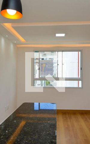 Apartamento à venda com 43m², 2 quartos e 1 vaga Apartamento à venda com 43m², 2 quartos e 1 vagaSala