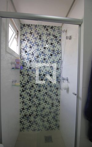 Apartamento à venda com 85m², 2 quartos e 2 vagasBanheiro da Suíte