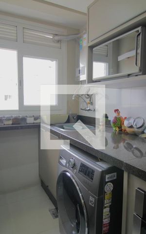 Apartamento à venda com 85m², 2 quartos e 2 vagasCozinha e Área de Serviço