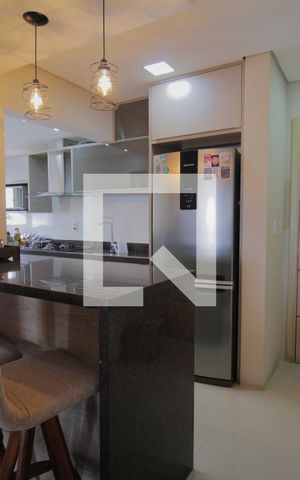 Apartamento à venda com 85m², 2 quartos e 2 vagasCozinha e Área de Serviço