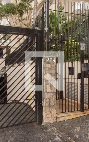 Apartamento à venda com 136m², 3 quartos e 2 vagasFrente
