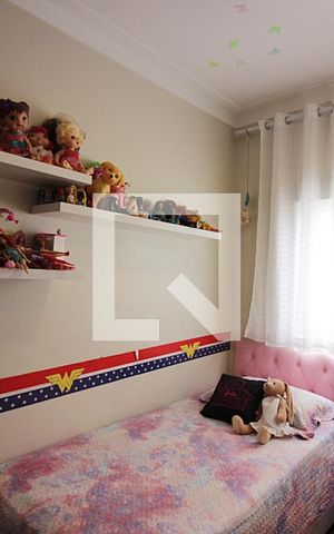 Apartamento à venda com 94m², 3 quartos e 2 vagasQuarto 2