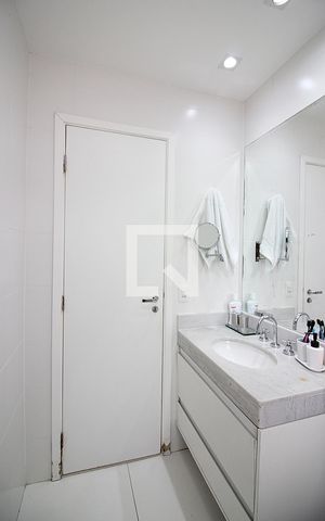 Apartamento à venda com 94m², 3 quartos e 2 vagasQuarto 1 - Suíte Banheiro