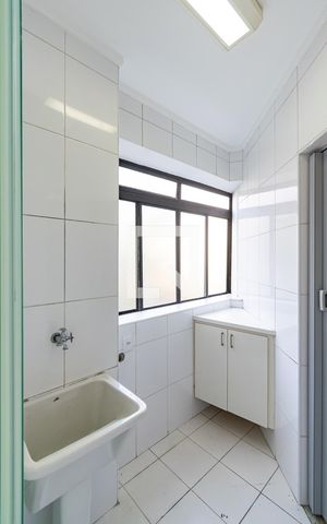 Apartamento para alugar com 70m², 2 quartos e 1 vaga Apartamento para alugar com 70m², 2 quartos e 1 vagaLavanderia