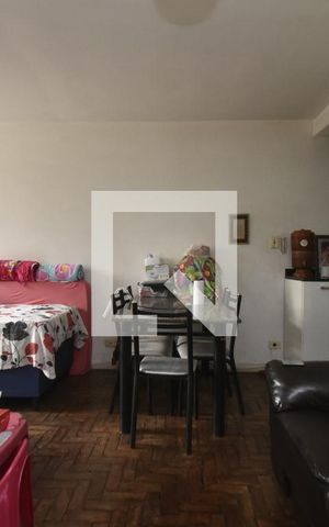 Apartamento à venda com 56m², 1 quarto e sem vagaSala