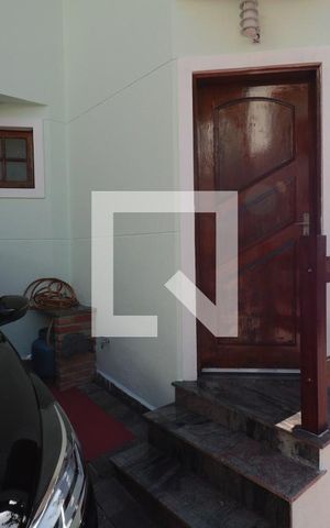 Casa de condomínio à venda com 102m², 3 quartos e 1 vagaEntrada