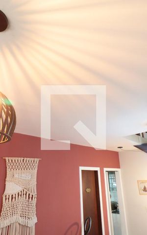 Casa de condomínio à venda com 102m², 3 quartos e 1 vagaSala