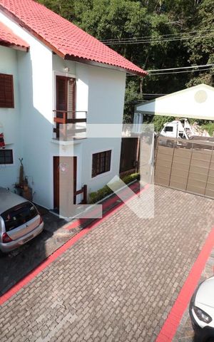 Casa de condomínio à venda com 102m², 3 quartos e 1 vagaVista da Sacada