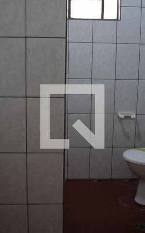 Casa à venda com 244m², 4 quartos e 2 vagasBanheiro