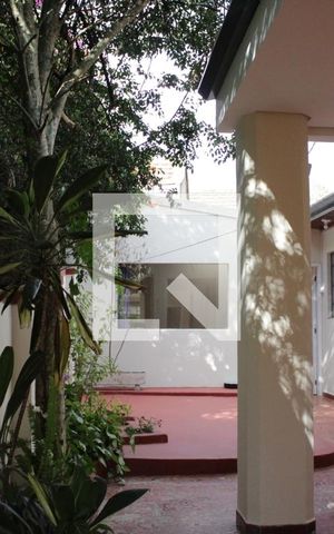 Casa à venda com 244m², 4 quartos e 2 vagasQuintal