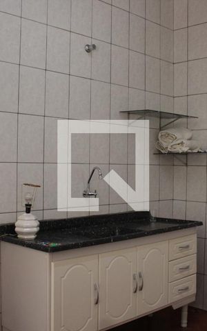 Casa à venda com 244m², 4 quartos e 2 vagasCozinha