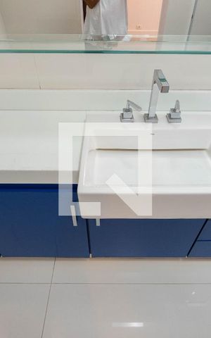Apartamento à venda com 145m², 3 quartos e 1 vaga Apartamento à venda com 145m², 3 quartos e 1 vagaBanheiro da Suíte