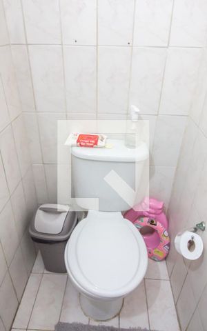 Casa de condomínio à venda com 140m², 3 quartos e 2 vagas Casa de condomínio à venda com 140m², 3 quartos e 2 vagasLavabo