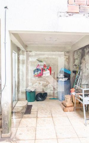 Casa de condomínio à venda com 140m², 3 quartos e 2 vagas Casa de condomínio à venda com 140m², 3 quartos e 2 vagasÁrea Externa
