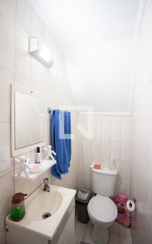 Casa de condomínio à venda com 140m², 3 quartos e 2 vagas Casa de condomínio à venda com 140m², 3 quartos e 2 vagasLavabo