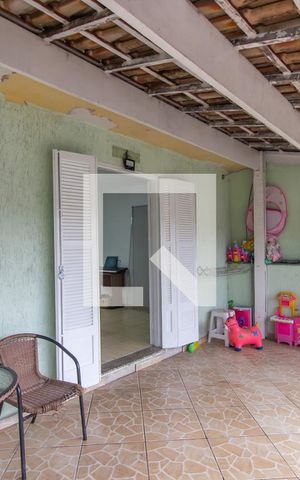 Casa de condomínio à venda com 140m², 3 quartos e 2 vagas Casa de condomínio à venda com 140m², 3 quartos e 2 vagasvaranda