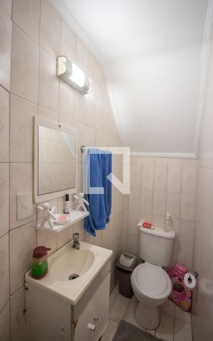 Casa de condomínio à venda com 140m², 3 quartos e 2 vagas Casa de condomínio à venda com 140m², 3 quartos e 2 vagasLavabo