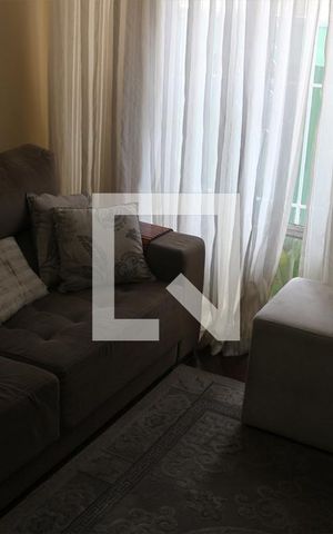 Casa à venda com 186m², 3 quartos e 2 vagas Casa à venda com 186m², 3 quartos e 2 vagasSala