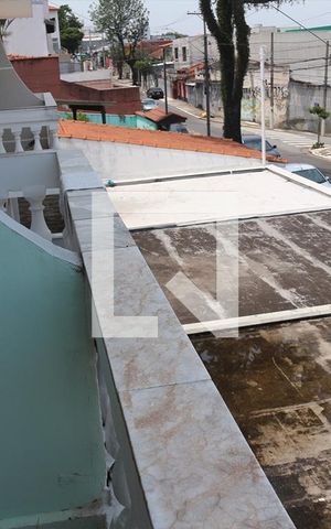 Casa à venda com 186m², 3 quartos e 2 vagas Casa à venda com 186m², 3 quartos e 2 vagasSacada