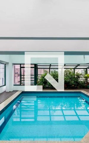 Studio para alugar com 40m², 1 quarto e 1 vaga Studio para alugar com 40m², 1 quarto e 1 vagaPiscina
