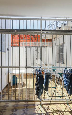 Casa à venda com 253m², 3 quartos e 1 vaga Casa à venda com 253m², 3 quartos e 1 vagaÁrea de serviço e quintal