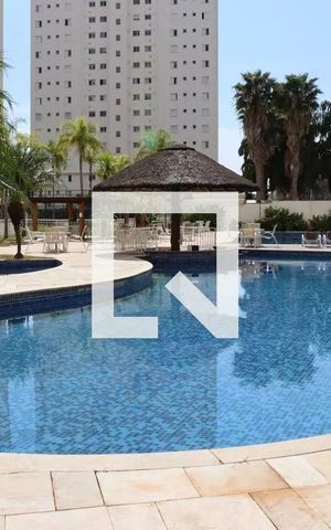 Apartamento à venda com 154m², 3 quartos e 3 vagas Apartamento à venda com 154m², 3 quartos e 3 vagasÁrea comum - Piscina