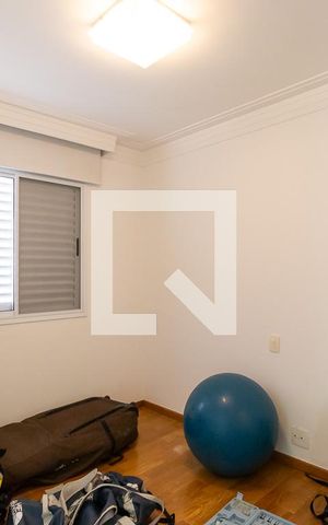 Apartamento à venda com 154m², 3 quartos e 3 vagas Apartamento à venda com 154m², 3 quartos e 3 vagasQuarto da suíte 3