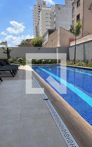 Studio à venda com 28m², 1 quarto e sem vagaPiscina