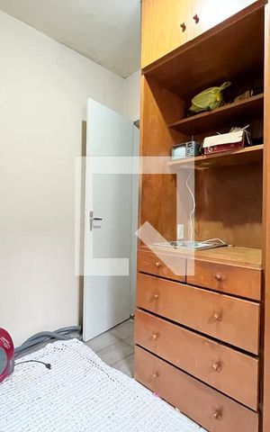 Casa à venda com 177m², 4 quartos e 2 vagas Casa à venda com 177m², 4 quartos e 2 vagasQuarto 3