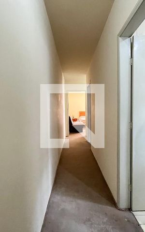 Casa à venda com 177m², 4 quartos e 2 vagas Casa à venda com 177m², 4 quartos e 2 vagasCorredor