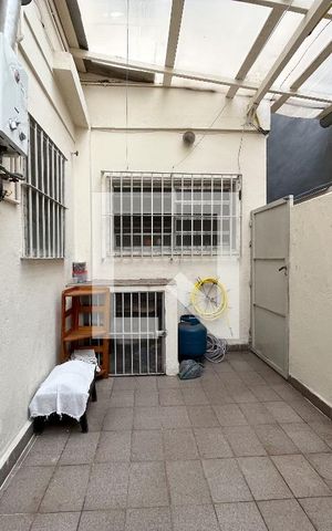 Casa à venda com 177m², 4 quartos e 2 vagas Casa à venda com 177m², 4 quartos e 2 vagasQuintal